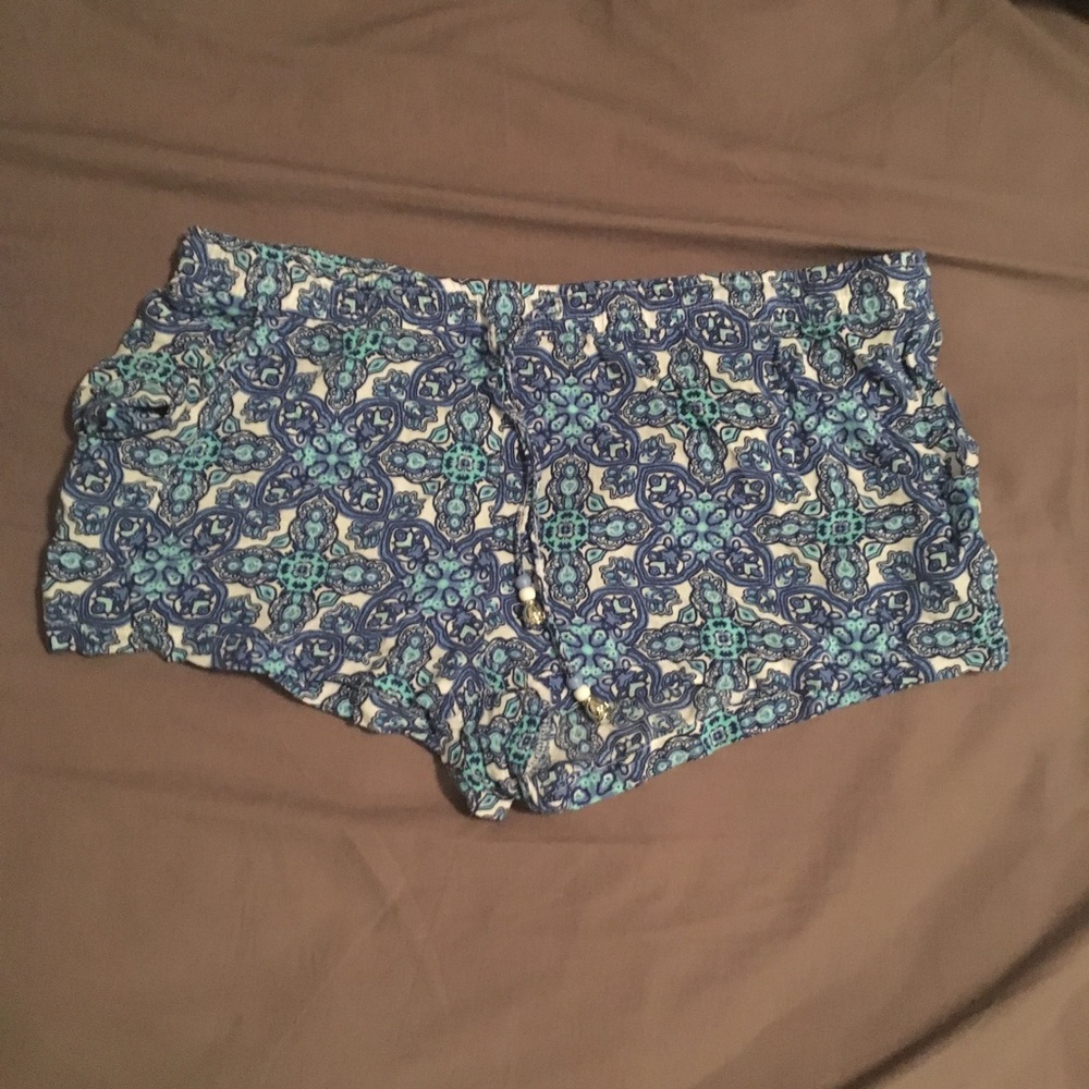 Derek Heart flowy blue shorts with pockets